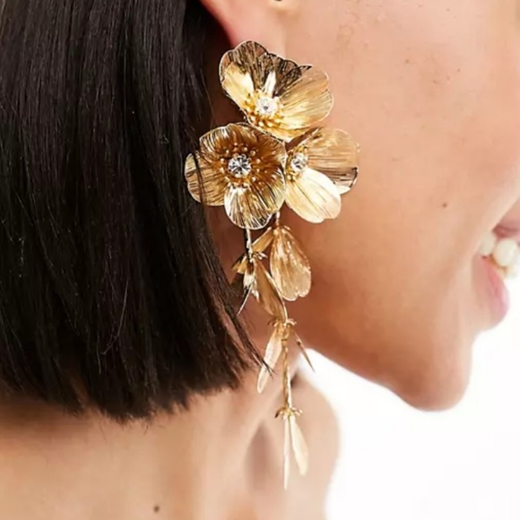 CASCADING GOLDEN FLOWERS - Picture 5 of 5